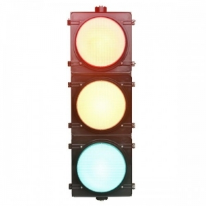 300三聯(lián)塑殼機(jī)動車燈